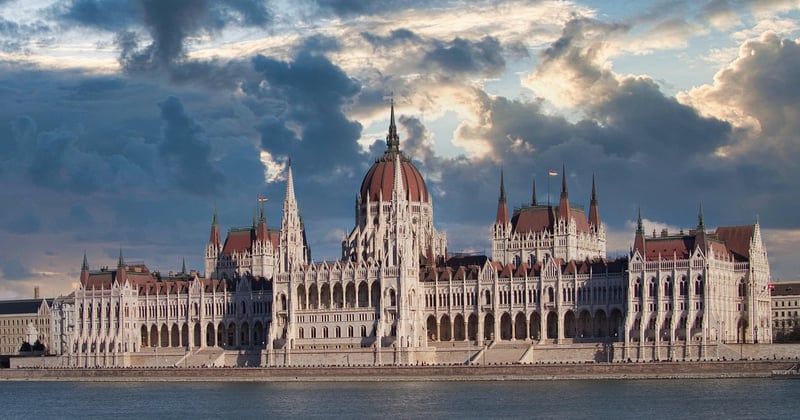 Séjour bien-être dans les thermes de Budapest : le guide ultime