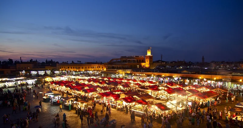 Où vont les Marrakchis : les marchés de rue hors médina